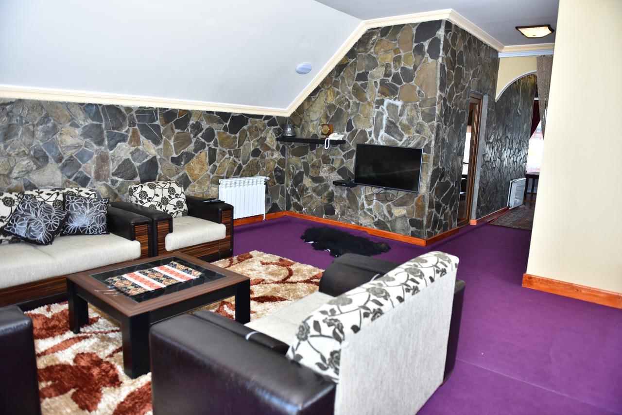 Inci Design Hotel & Hostel Sheki Exterior photo